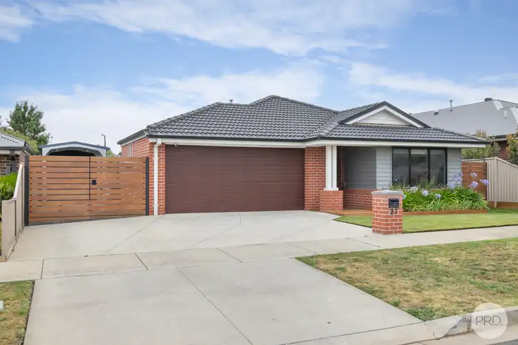 27 Carina Drive