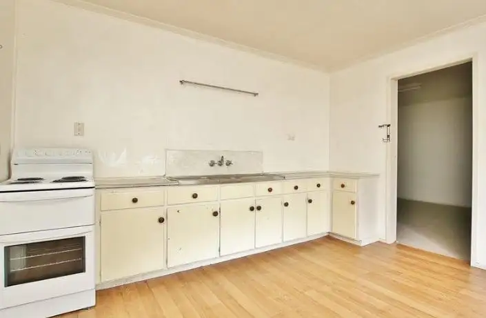 249 Elphinstone Street