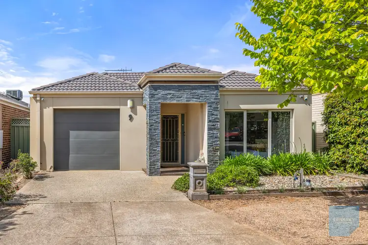 9 Lambertia Loop