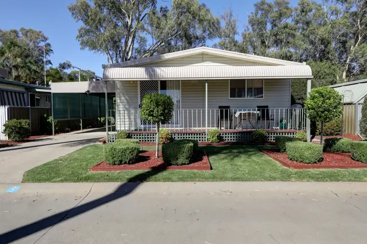 3 Alannah Ct
