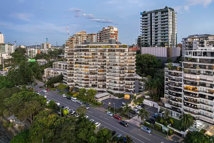 26 Lower River Terrace