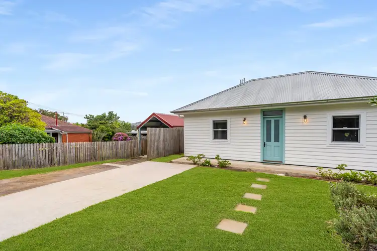 12a Louisa Street