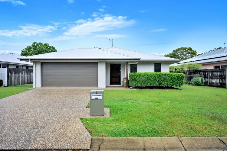 9 Oasis Court