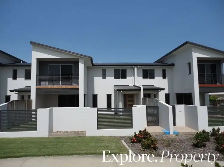 3 Lancaster Way, Ooralea QLD 4740