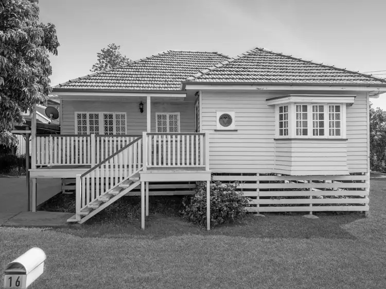 16 Kitchener Street