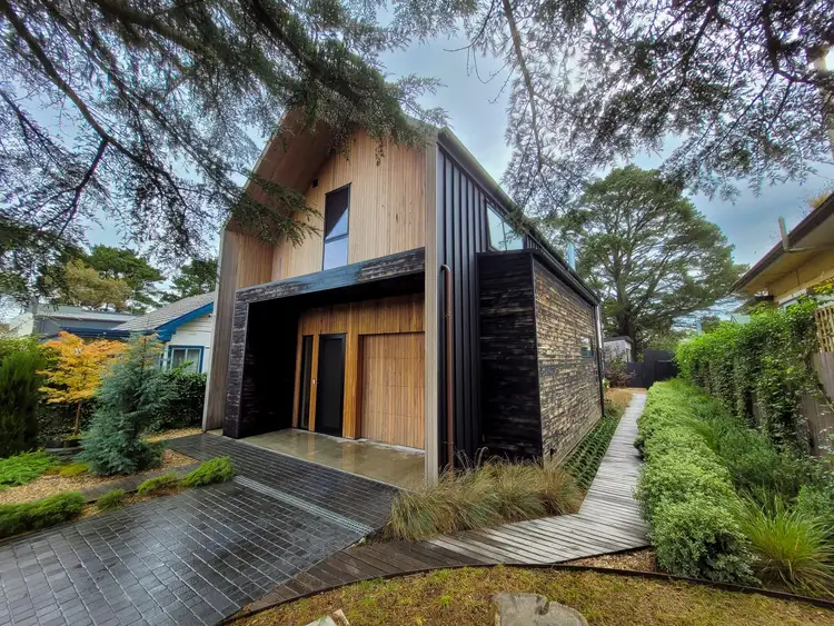 6 Eveleigh Avenue