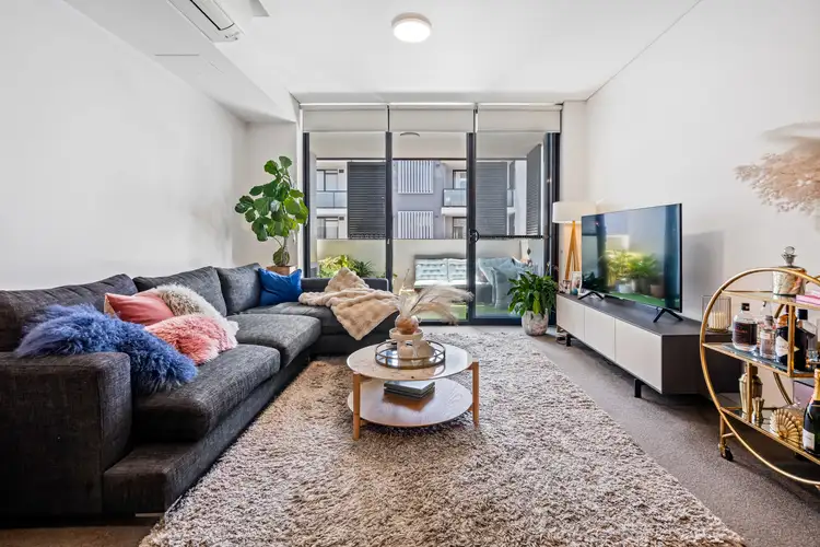 2D Charles Street