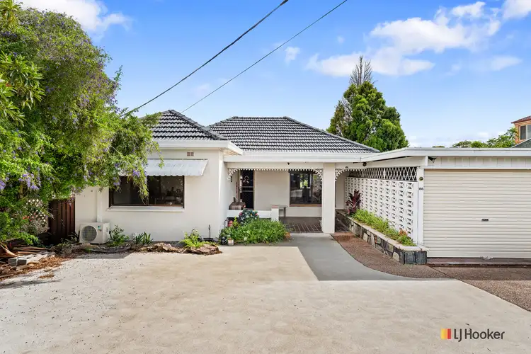 166 Alma Road