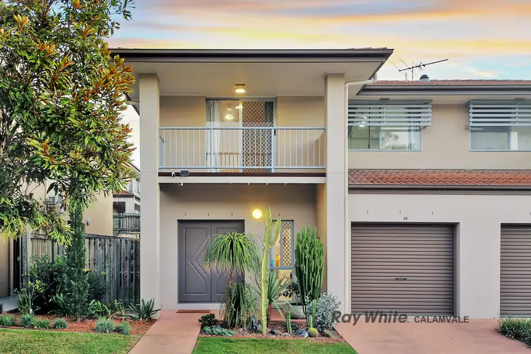 20 Rosella Close
