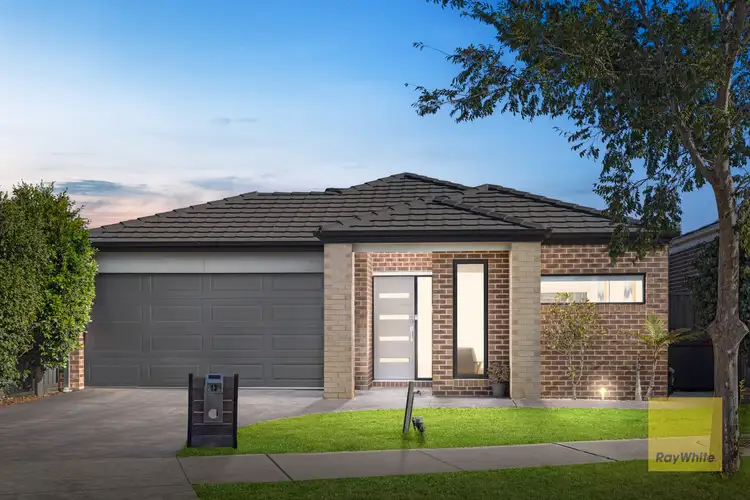 13 Sedgefield Avenue