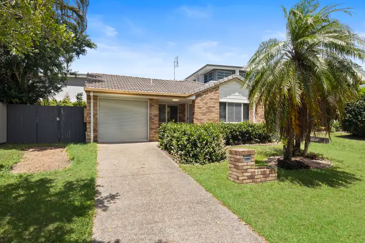 4 Castle Green Court,