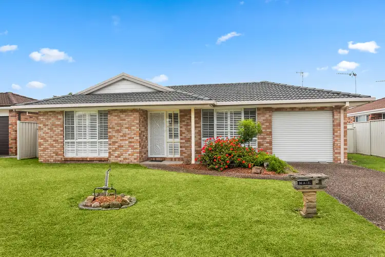 5 Honeysuckle Place