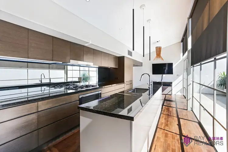 24 Flinton Street