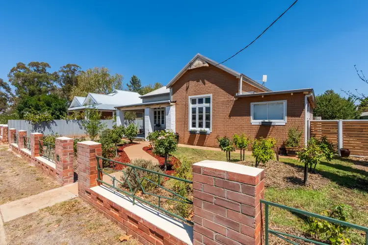 24 Coolamon Street
