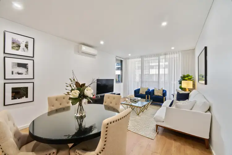 512 Burwood Road