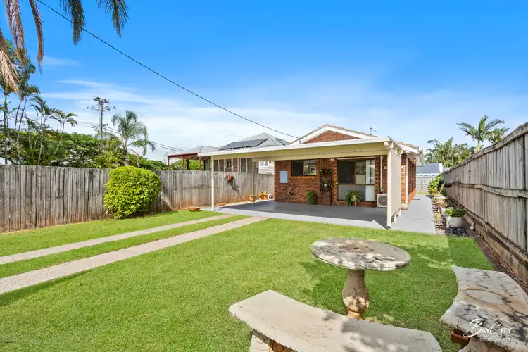 283 Bloomfield Street