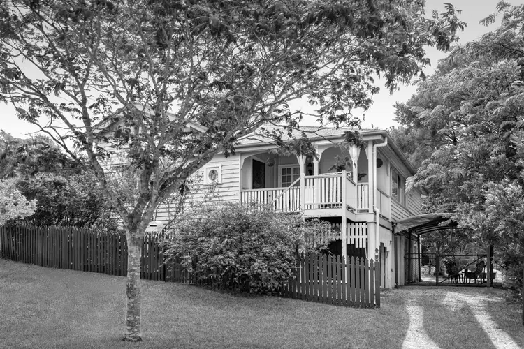 8 Ferguson Street