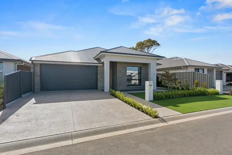 75 Amblemead Drive