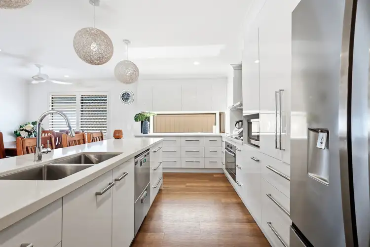 32 Beresford Circuit, Bracken Ridge QLD 4017