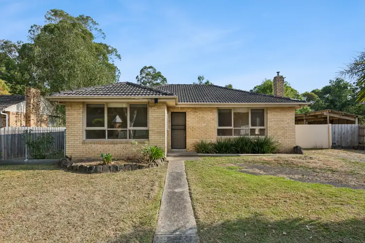 2 Hoskin Street