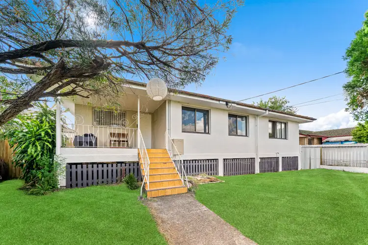 55 Rosella Street