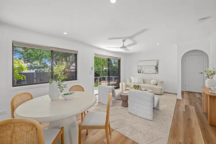 121 Sunshine Boulevard