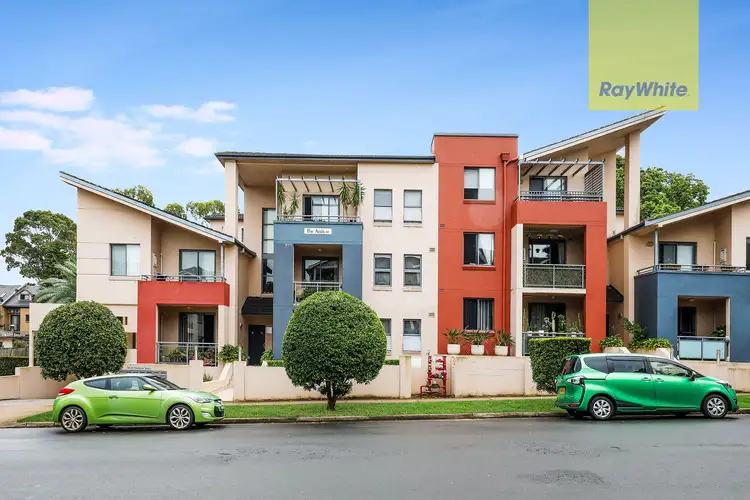 30-34 Gladstone Street