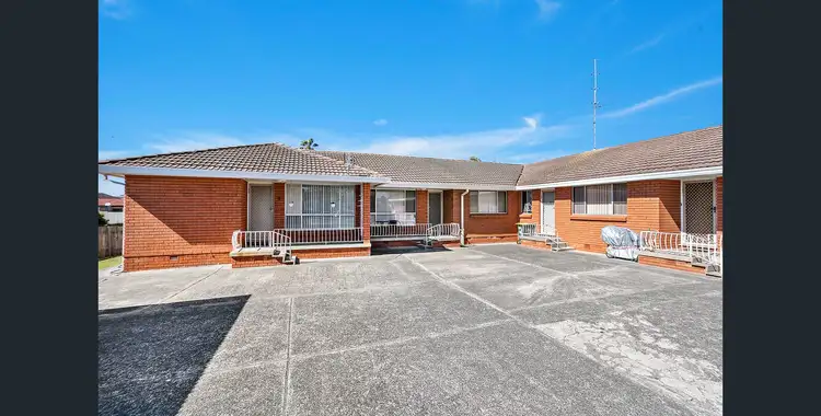 18 Beverley Avenue