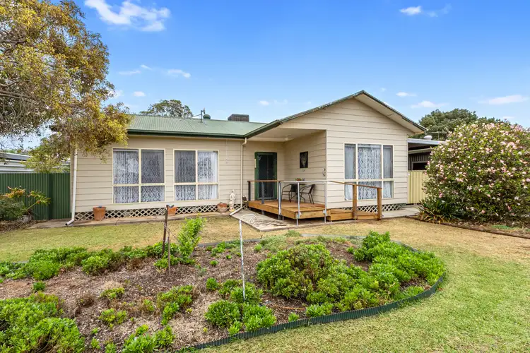 3 Jenkin Court