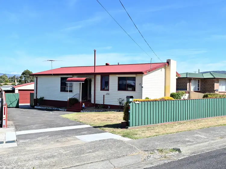 17 Phillips Avenue