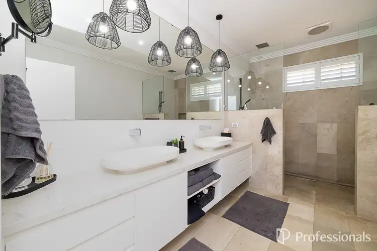 25 Orangedale Road