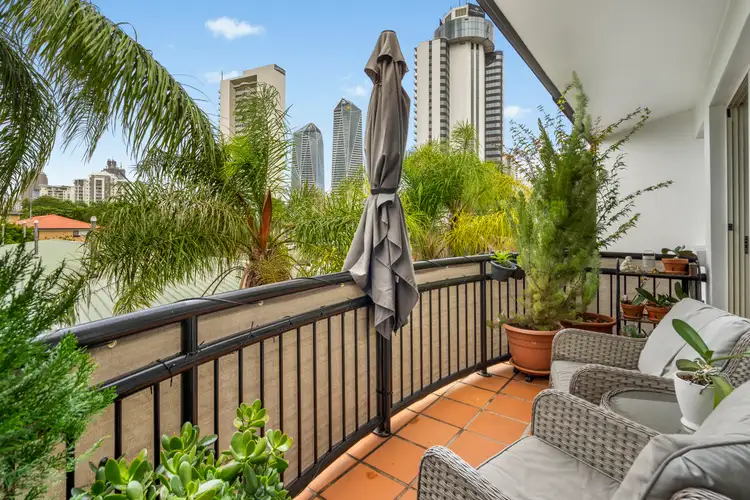 7-15 Monte Carlo Avenue