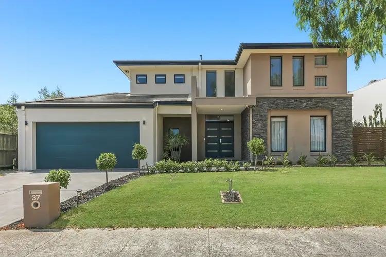 37 Island Point Avenue