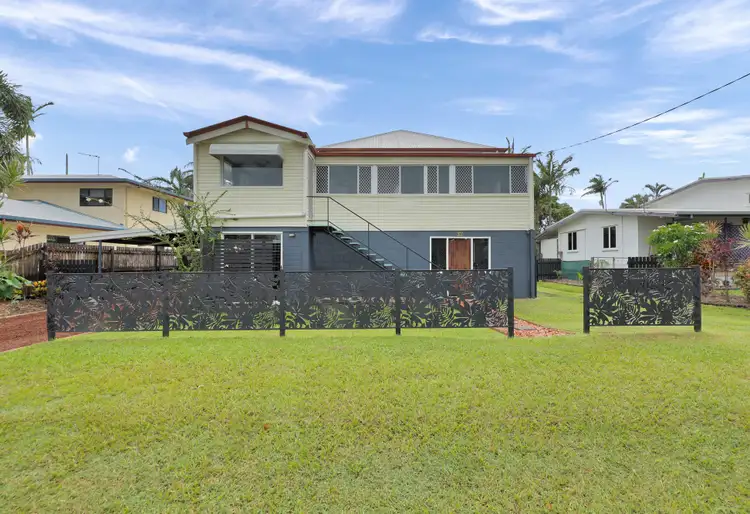 32 Davey Street