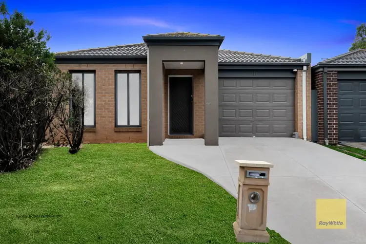 16 Brigalow Drive