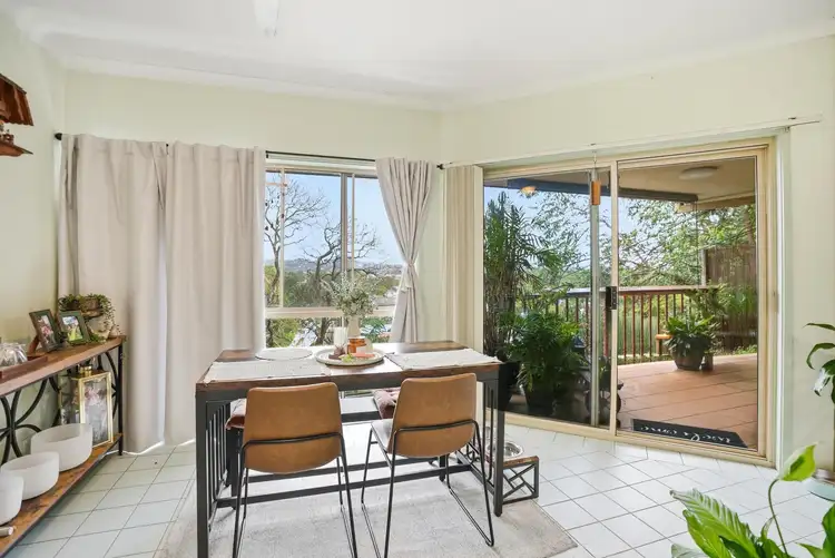 4 Westview Road