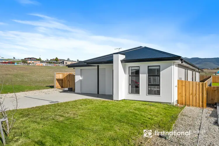 13 Wattlebird Way