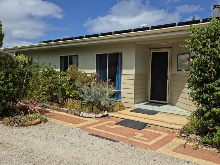 17 Birdwood Street
