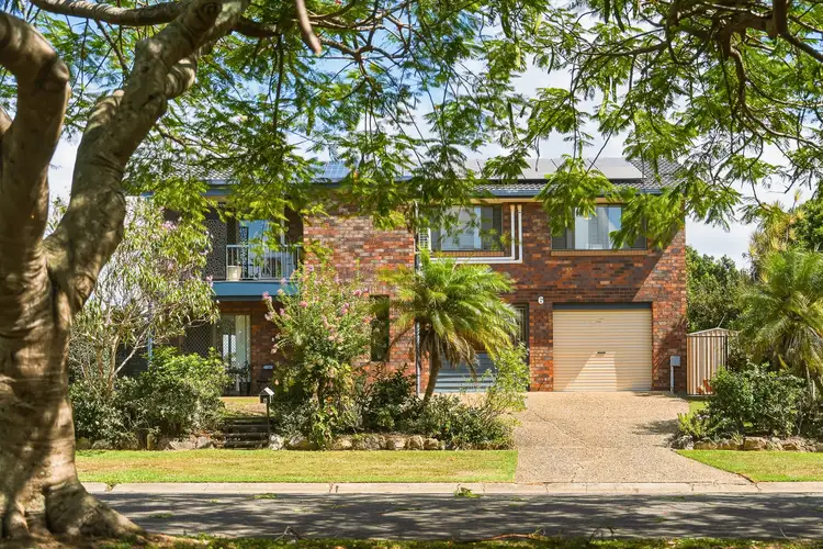 6 Racton Street