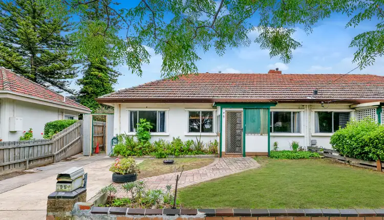 95 Dunstan Parade