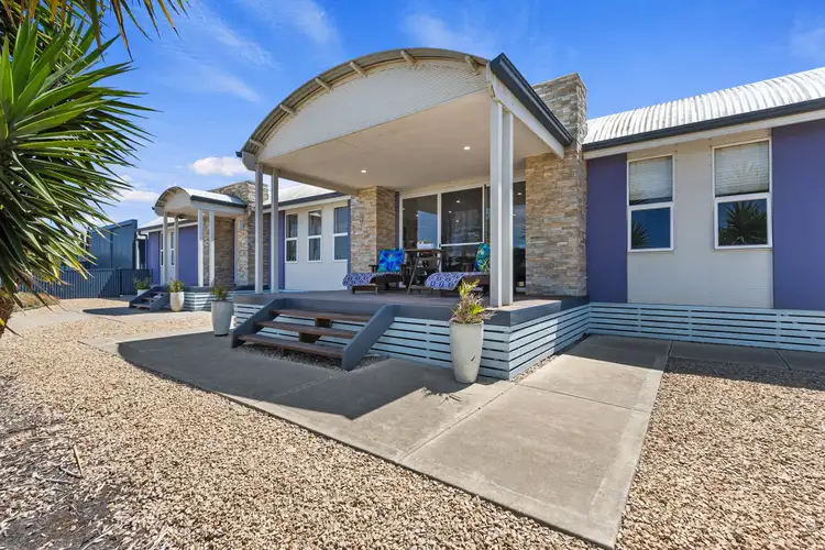 2 Mariner Court