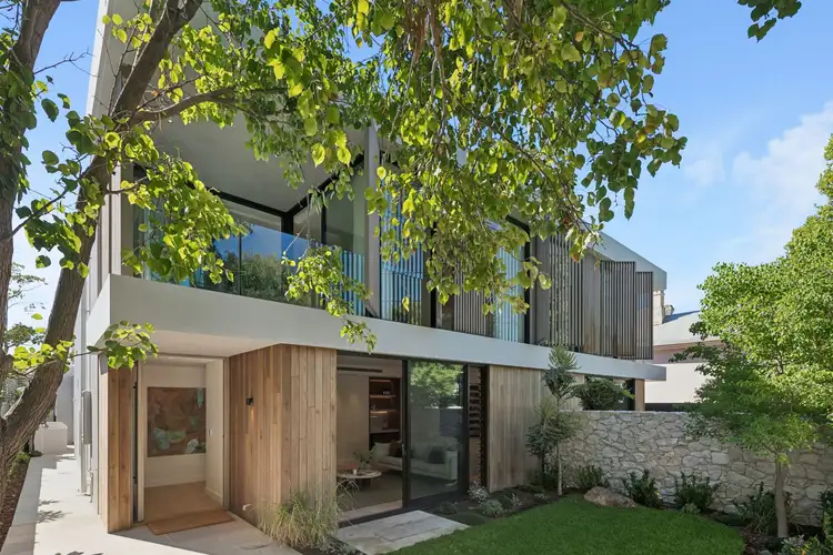 238B Marmion Street
