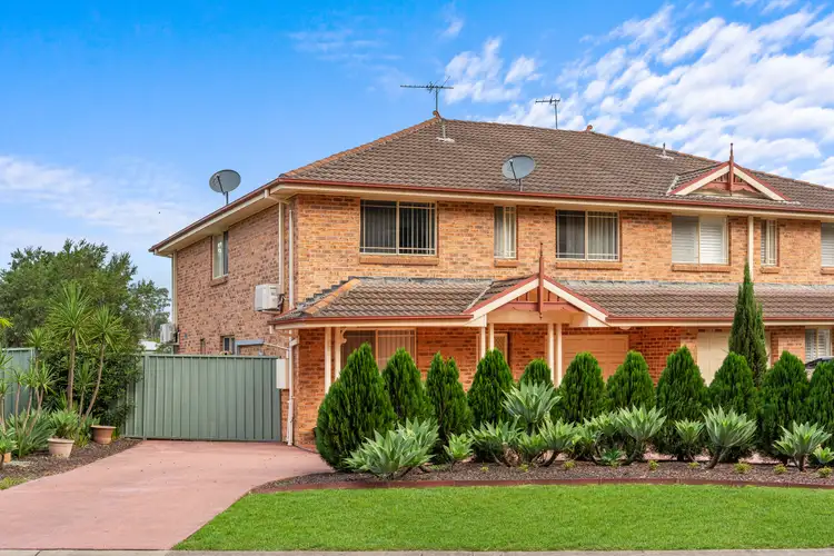 22 Womra Crescent