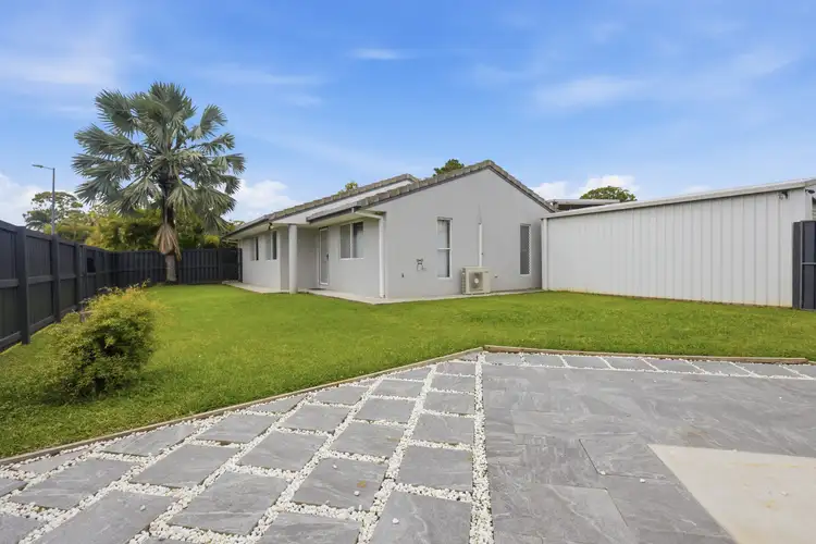 48 Hillmont Crescent