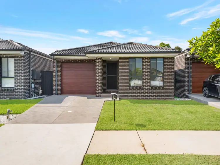 16 Cortina Avenue
