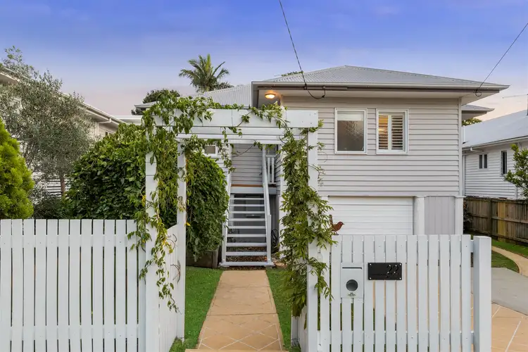 22 View Street