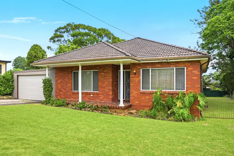 6 Burrell Crescent