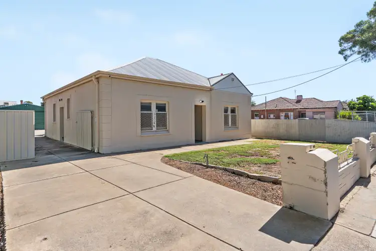 11 Brooker Court