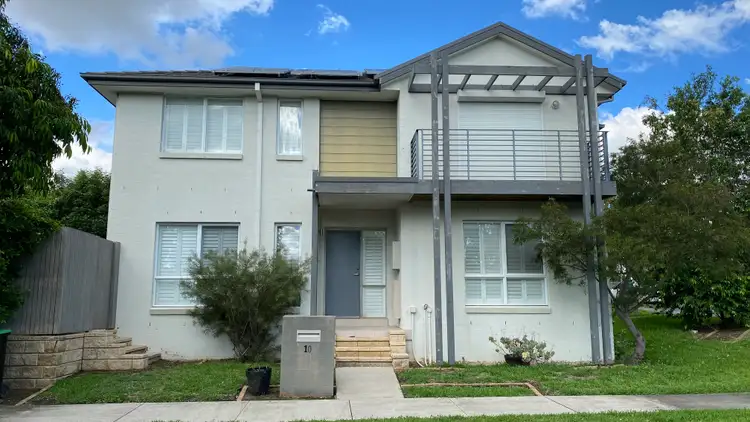 10 Truscott Avenue