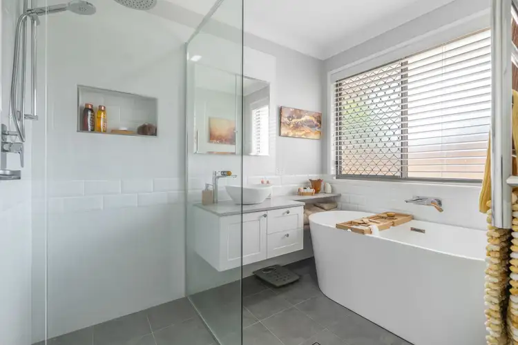 21 Flindersia Drive